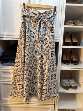 Ann Taylor Cream Maxi Skirt with navy Tile Motif